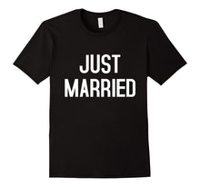 JUST MARRIED Cool Typography Design T-Shirt