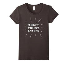 Illuminati Dont Trust Eye Pyramid Symbol Nerd T-Shirt