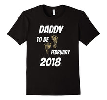 Mens Daddy to Be Pregnancy Expecting in February 2018 T-Shirt