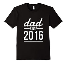 Mens Dad Since 2016 (Birth Year 1yr Old) Father's Day T-Shirt