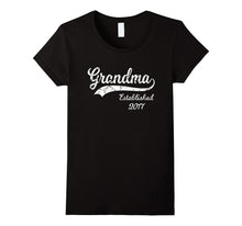 Grandma Established 2017 T-Shirt New Grandma Gifts
