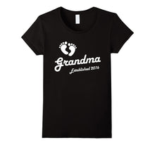 Grandma Established 2016 New Baby Announcement T-Shirt