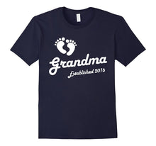 Grandma Established 2016 New Baby Announcement T-Shirt