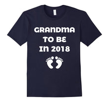 Cute Women's Shirt for Soon to Be Grandma in 2018