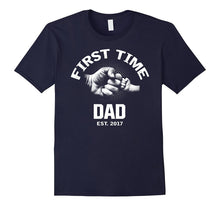 Mens First Time Dad Est 2017 Gift for New Dad T-Shirt