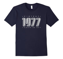 40th Birthday Gifts for Women Men 40 Years Old 1977 T-Shirt