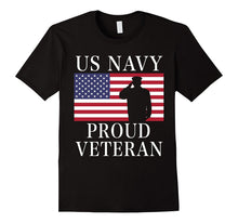 Mens 2017 US Navy Proud Veteran Independence Day T-Shirt