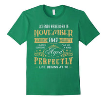 Born in 1947 Vintage Gift 70th Birthday 70 Years Old Apparel
