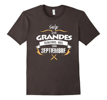 Solo Grandes Septiembre Spanish Espanol Cool Modern Tshirt