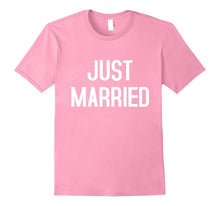 JUST MARRIED Cool Typography Design T-Shirt