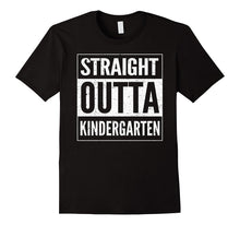 Straight Outta Kindergarten - Kindergarten Grad 2017 T-Shirt