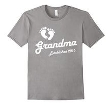Grandma Established 2016 New Baby Announcement T-Shirt