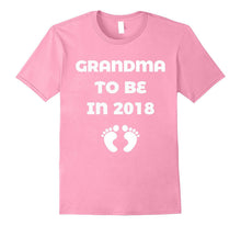 Cute Women's Shirt for Soon to Be Grandma in 2018