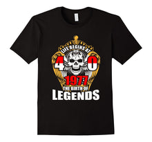 Made in 1977 40th Birthday 40 Years Old Gift T-Shirt