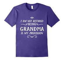 I'm Not Retired I'm Grandma Retirement Gift T-Shirt