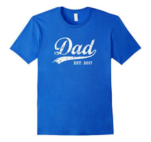 Mens Dad Est. 2017 New Dad Vintage T-Shirt
