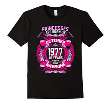 October 1977 40th Birthday 40 Years Old Gift T-Shirt