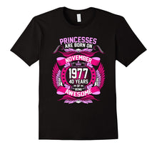 November 1977 40th Birthday 40 Years Old Gift T-Shirt