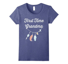 1st Time Grandma T-Shirt New Grandmother Gift